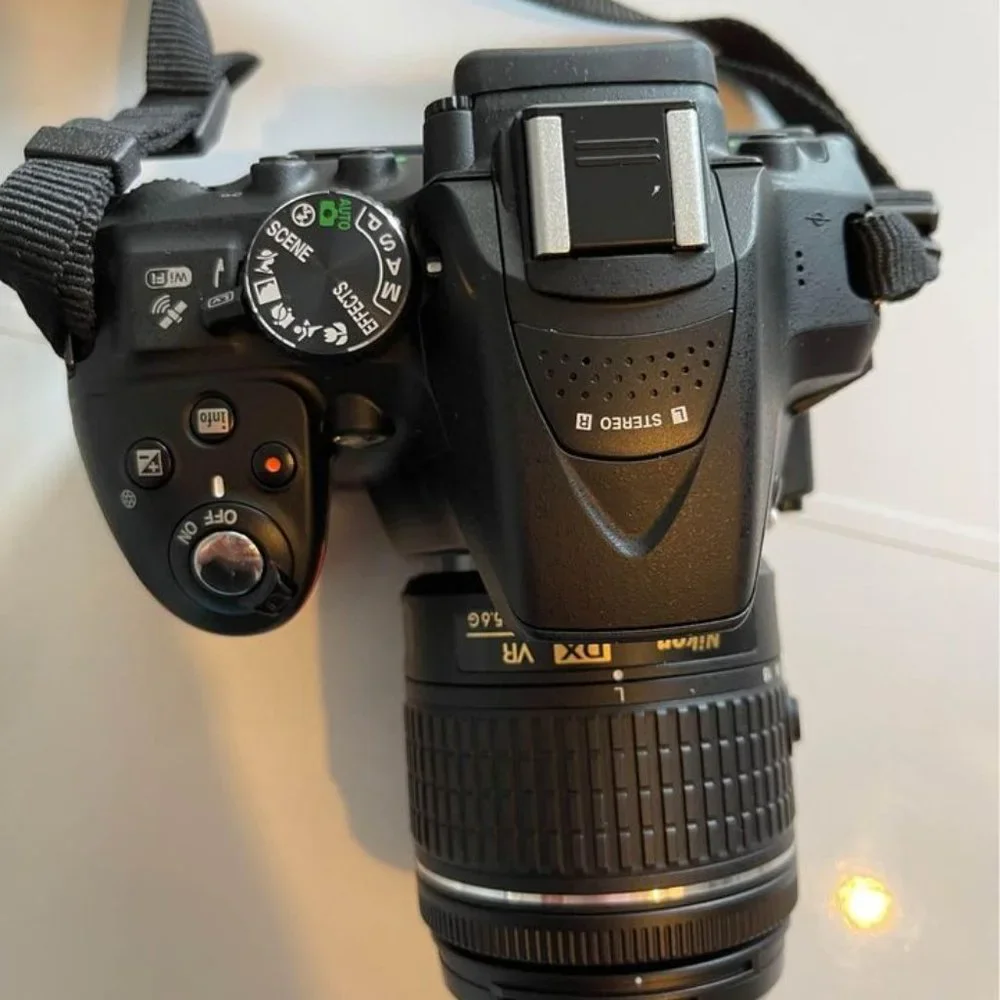 Nikon D5300 Camera with Carrying Case